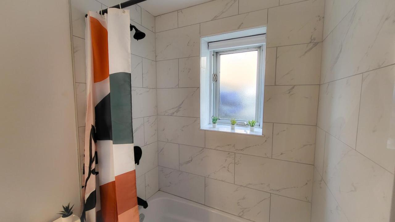 אוטווה Jstlikehome - Serenity Suites & Guesthouse מראה חיצוני תמונה