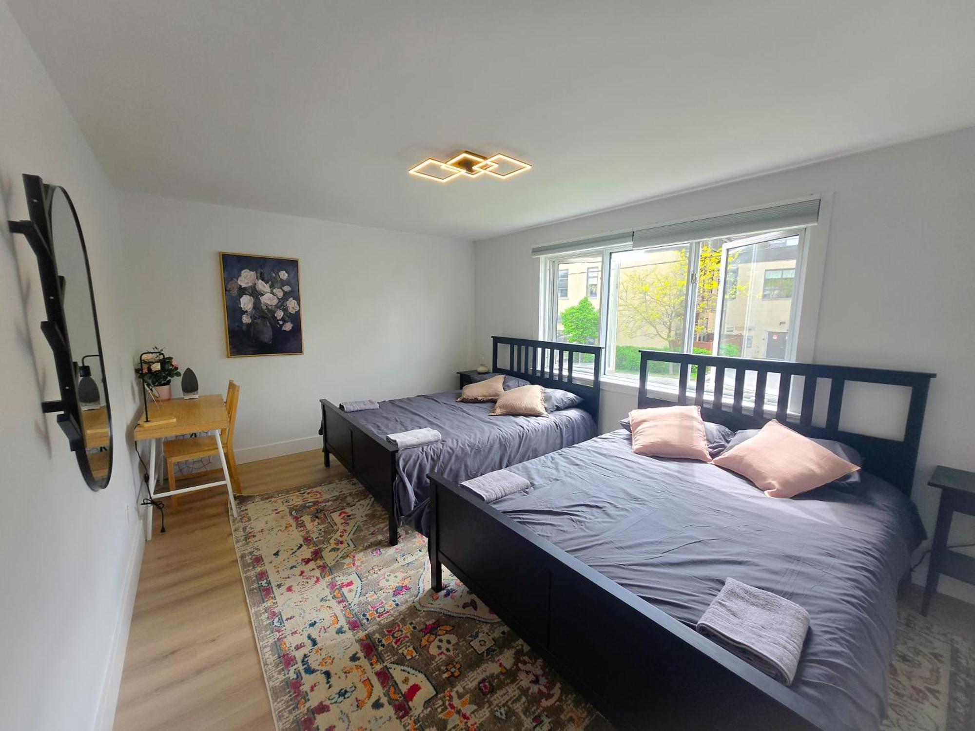 אוטווה Jstlikehome - Serenity Suites & Guesthouse מראה חיצוני תמונה