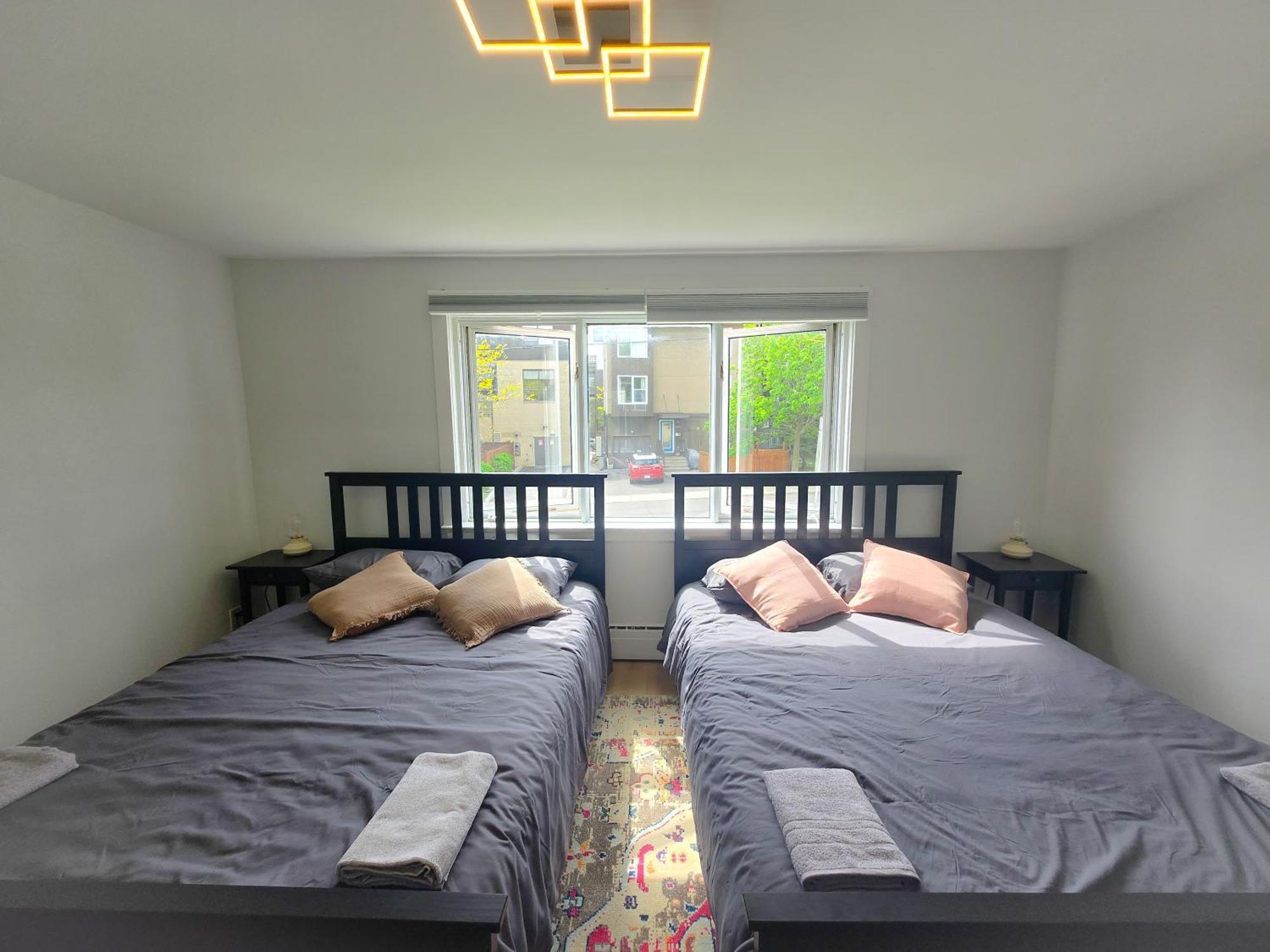 אוטווה Jstlikehome - Serenity Suites & Guesthouse מראה חיצוני תמונה